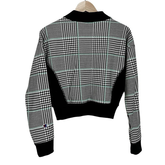 Champion • Plaid Cropped Sweater - Picture 2 of 6